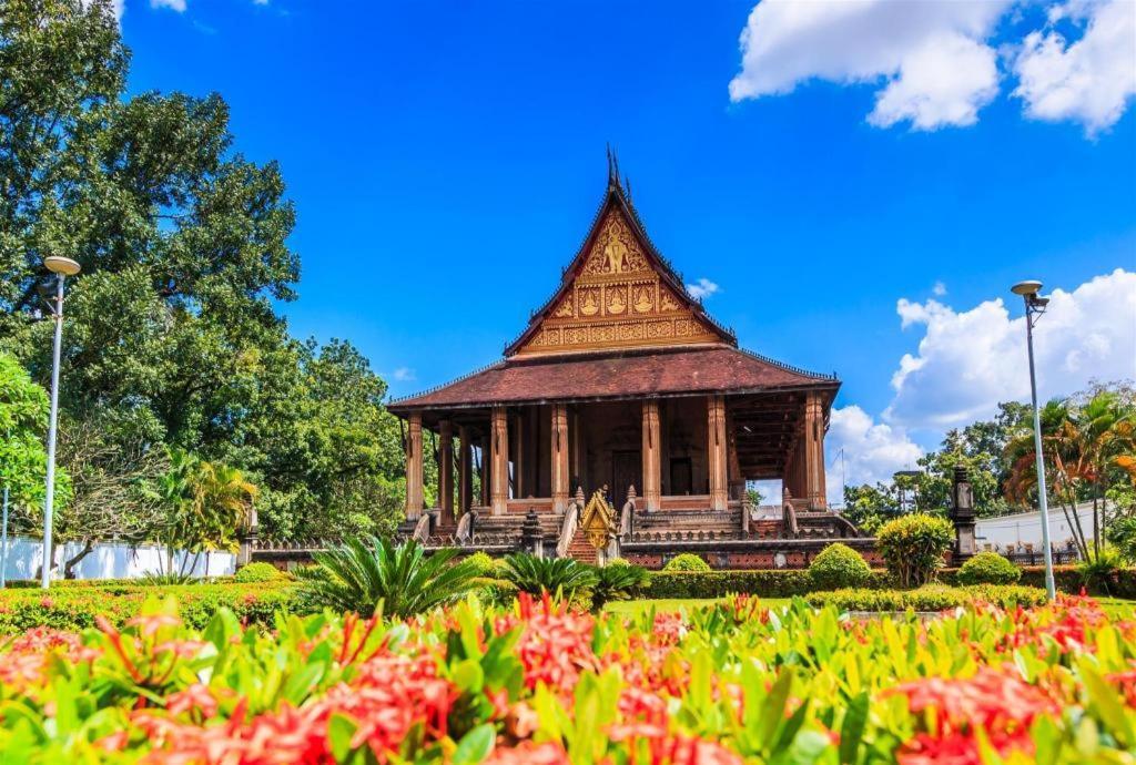 Mekong Sunshine Hotel Vientiane Exterior foto