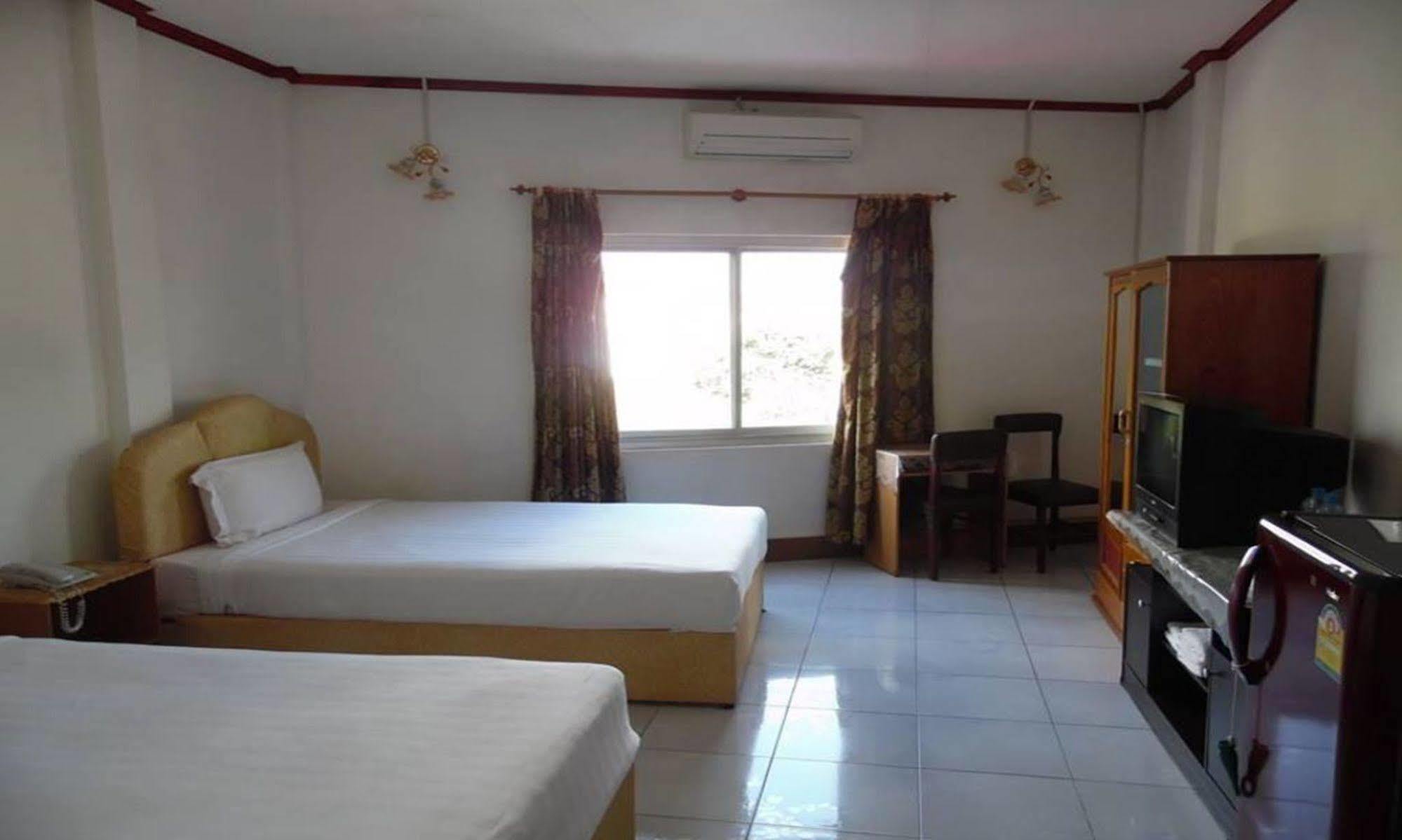 Mekong Sunshine Hotel Vientiane Exterior foto
