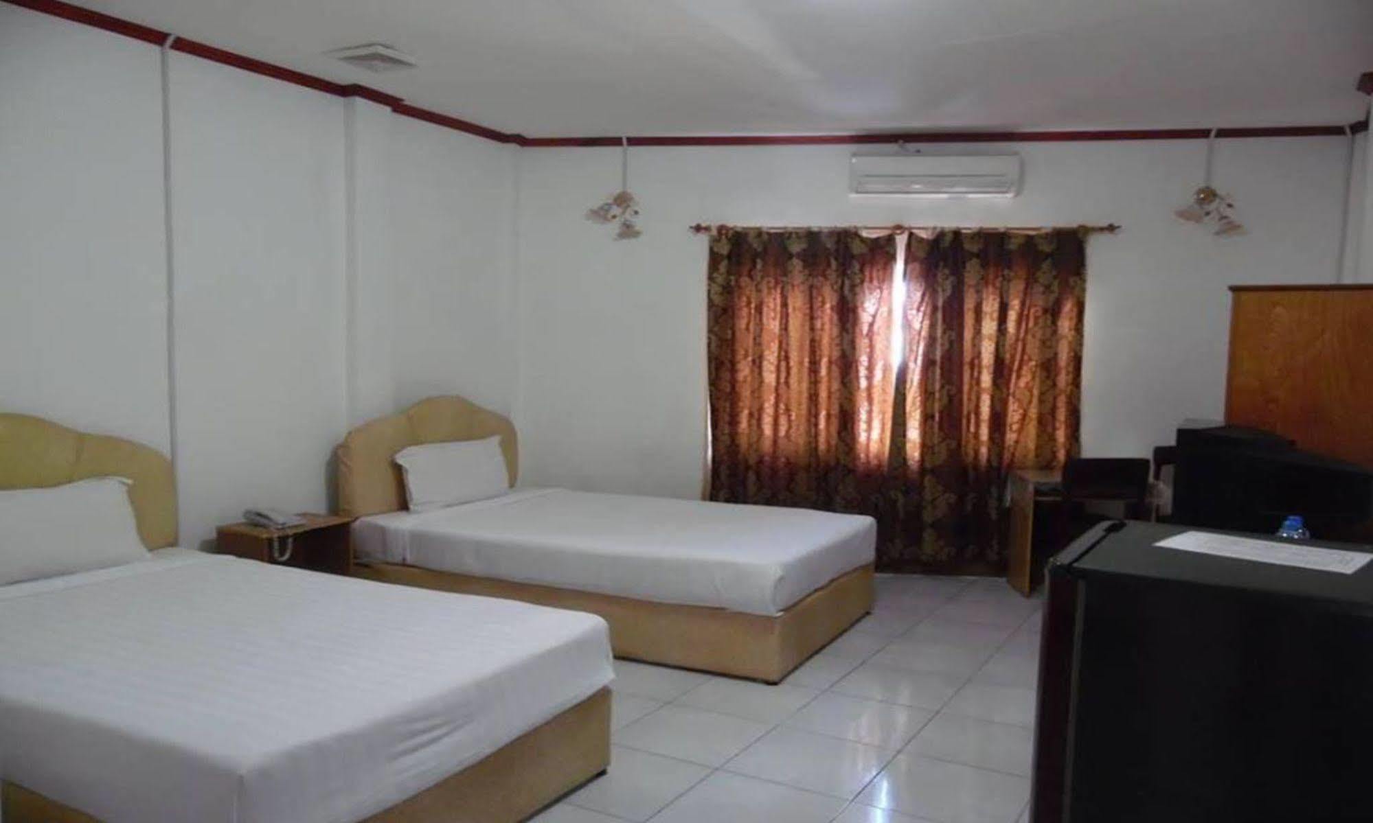 Mekong Sunshine Hotel Vientiane Exterior foto