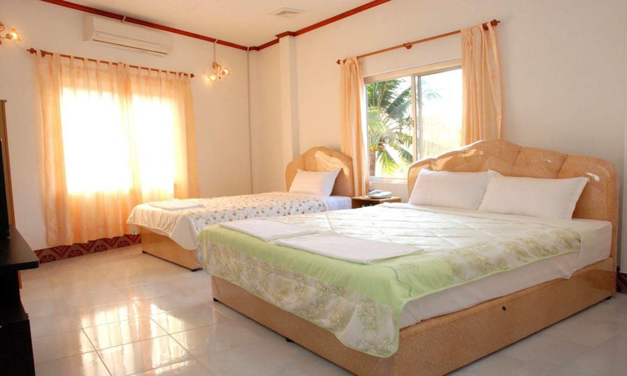 Mekong Sunshine Hotel Vientiane Exterior foto
